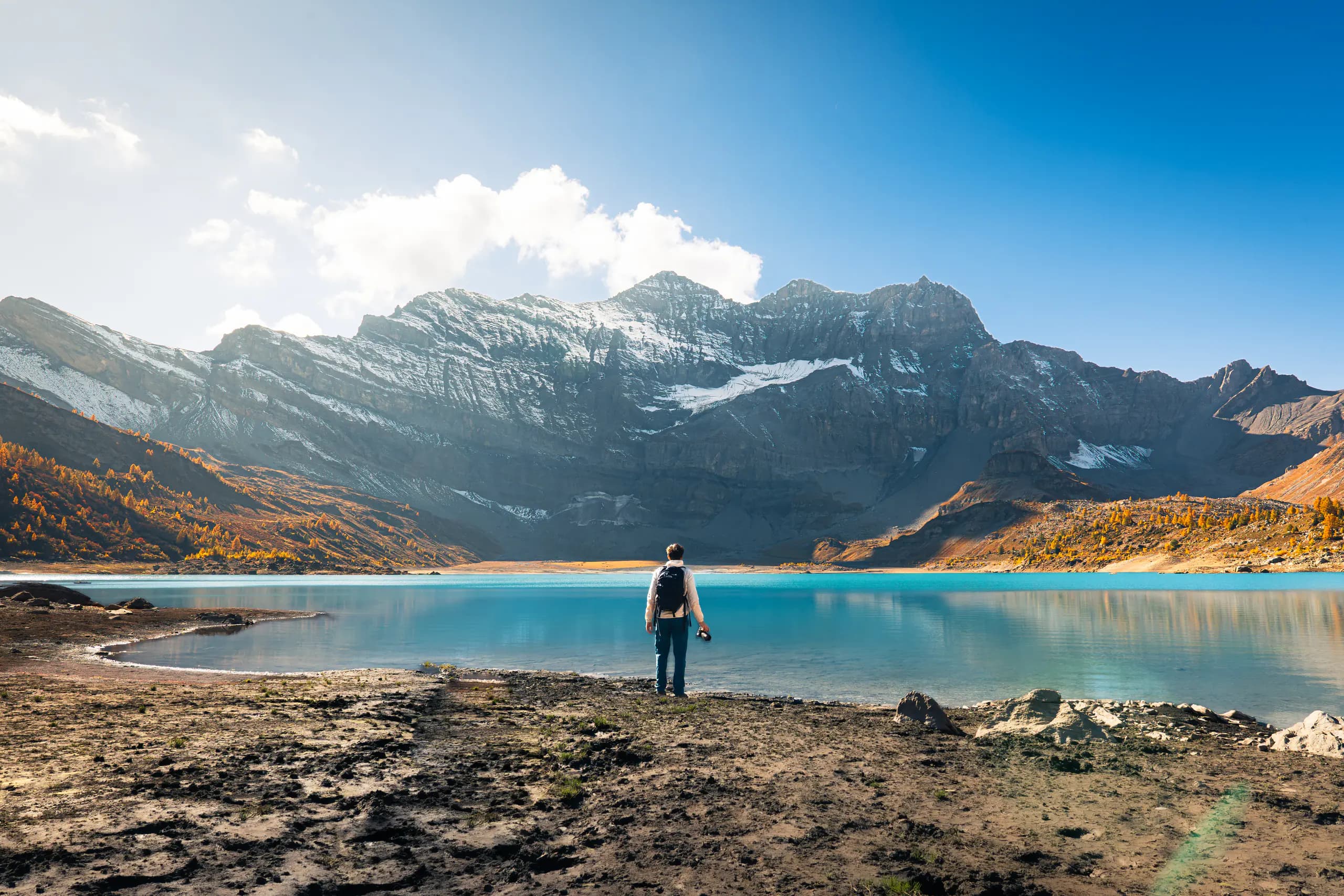 Montagnes et nuages au-dessus du lac de Salanfe